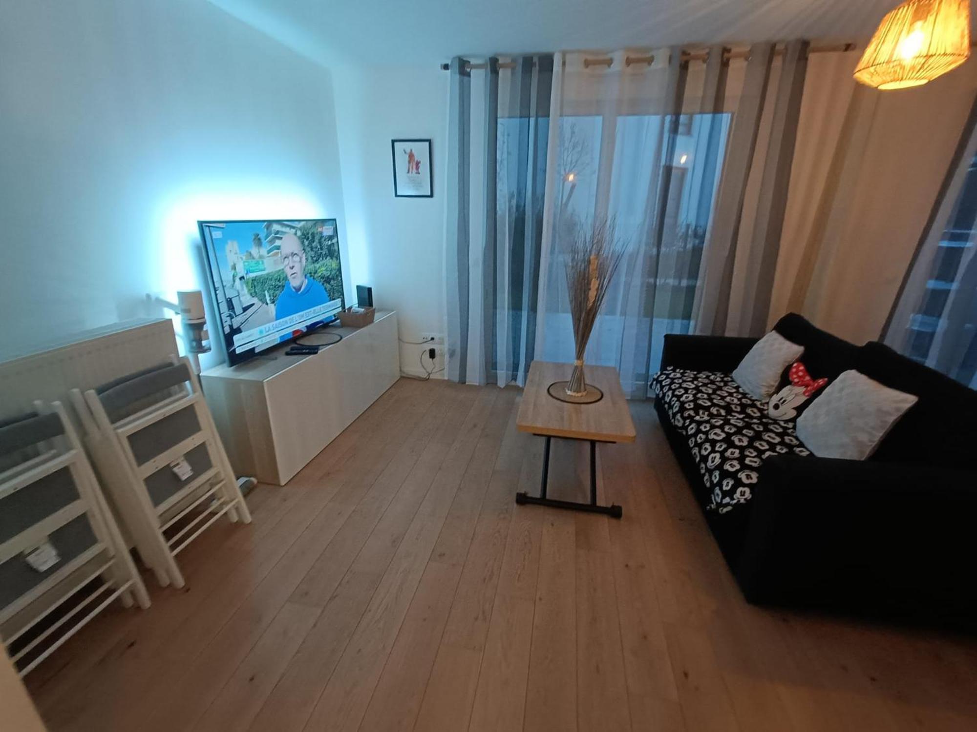 Disney - Paris 5 Min De Disney - Pk Prive Gratuit - 4 Personnes - Terrasse Jardin 쉐시 외부 사진