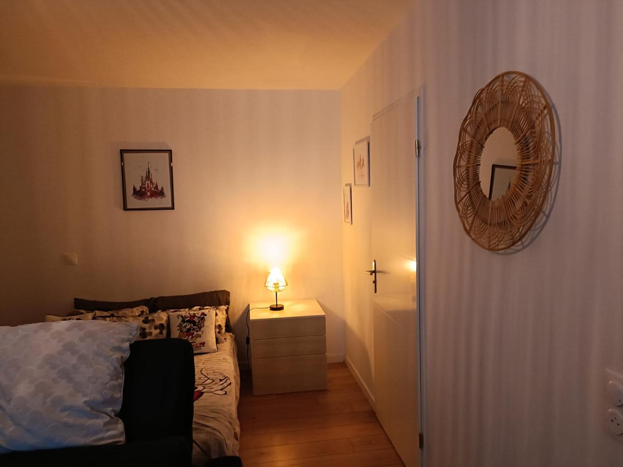 Disney - Paris 5 Min De Disney - Pk Prive Gratuit - 4 Personnes - Terrasse Jardin 쉐시 외부 사진