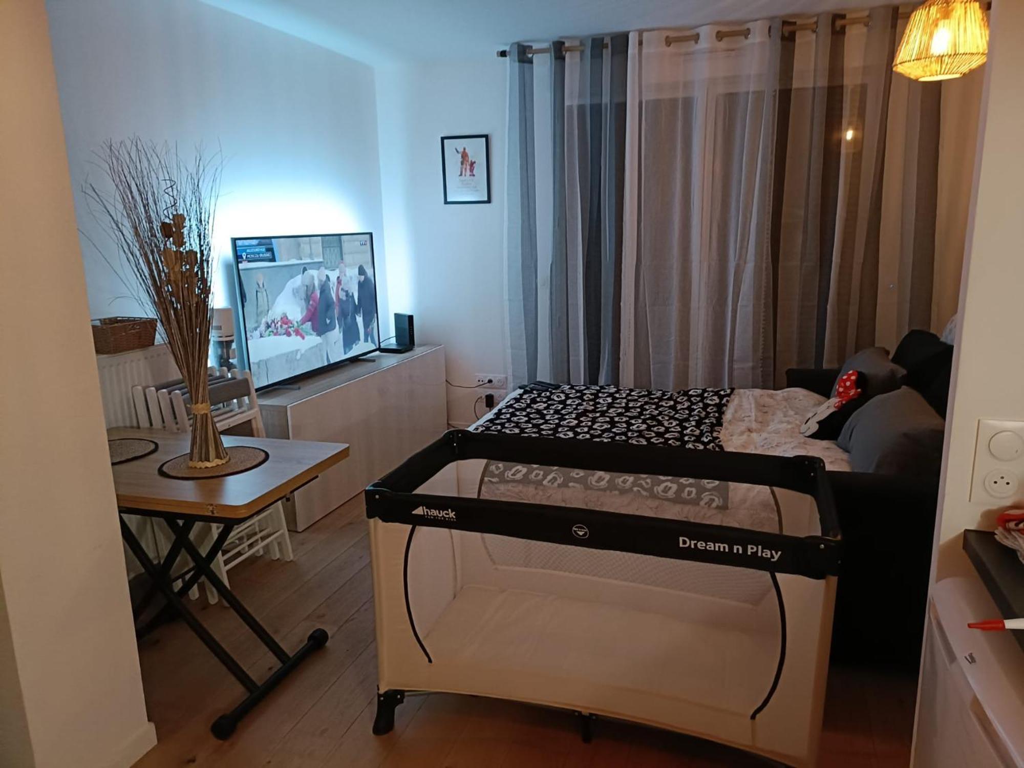 Disney - Paris 5 Min De Disney - Pk Prive Gratuit - 4 Personnes - Terrasse Jardin 쉐시 외부 사진