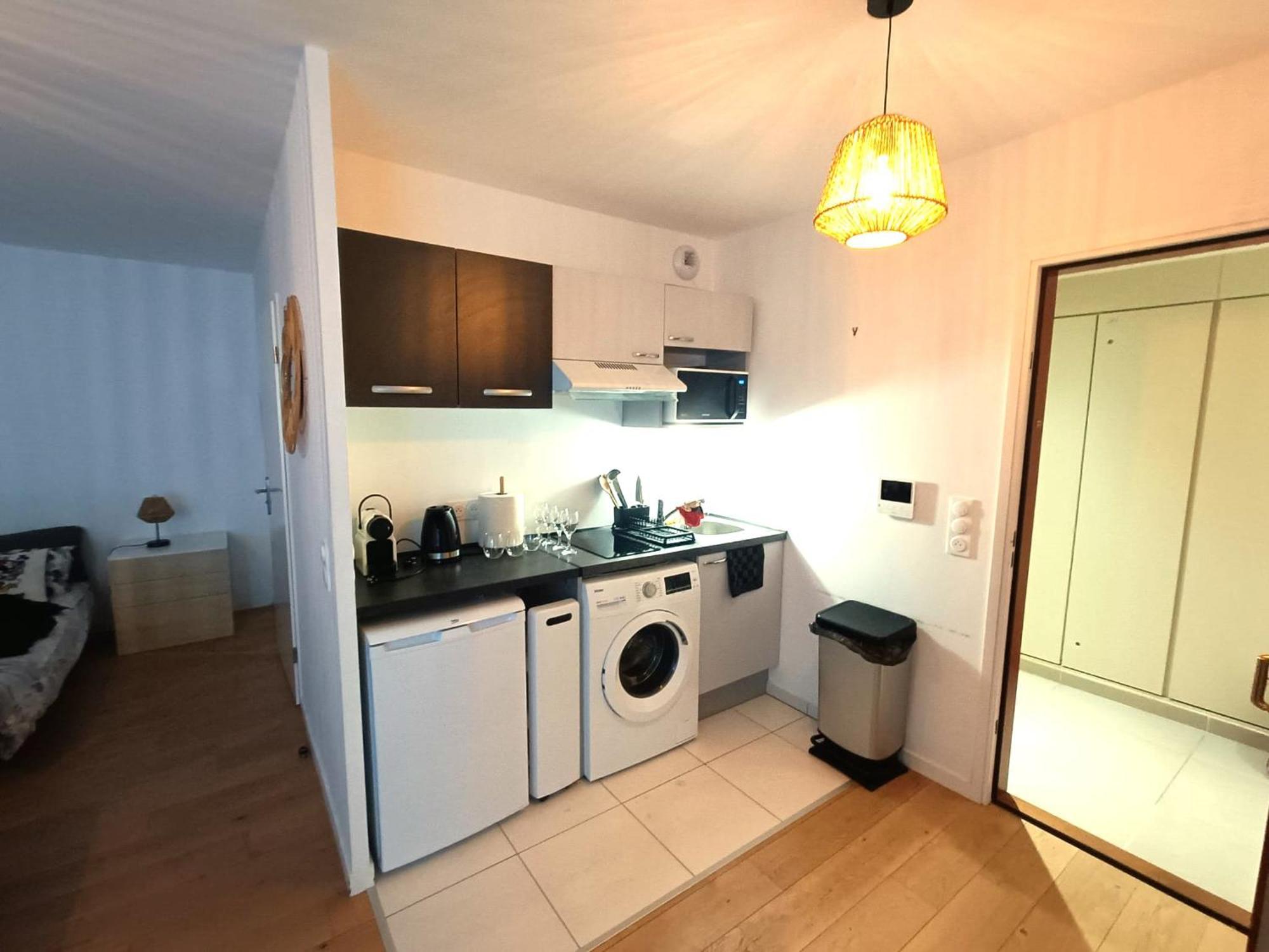 Disney - Paris 5 Min De Disney - Pk Prive Gratuit - 4 Personnes - Terrasse Jardin 쉐시 외부 사진